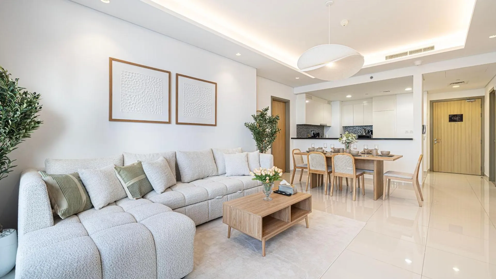3Br In Paramount With Panoramic Infinity Pool Dubai 0*,  United Arab Emirates